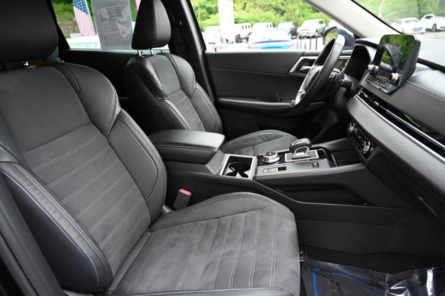2023 Mitsubishi Outlander PHEV SE PHEV, available for sale in Waterbury, Connecticut | Highline Car Connection. Waterbury, Connecticut 2023 Mitsubishi Outlander PHEV SE PHEV, available for sale in Waterbury, Connecticut | Highline Car Connection. Waterbury, Connecticut