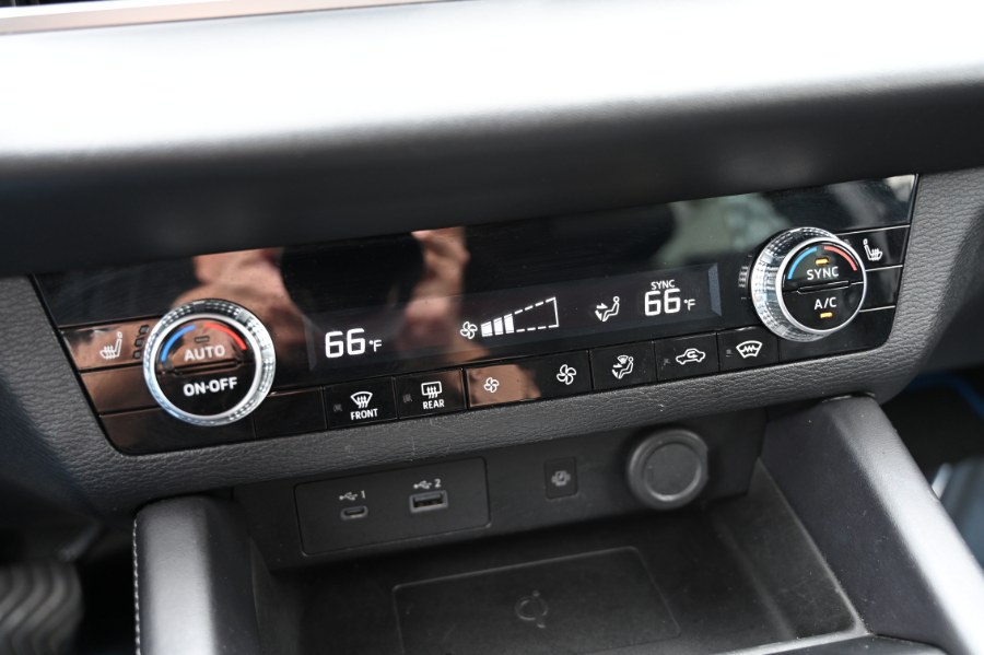 2023 Mitsubishi Outlander PHEV SE PHEV, available for sale in Waterbury, Connecticut | Highline Car Connection. Waterbury, Connecticut 2023 Mitsubishi Outlander PHEV SE PHEV, available for sale in Waterbury, Connecticut | Highline Car Connection. Waterbury, Connecticut