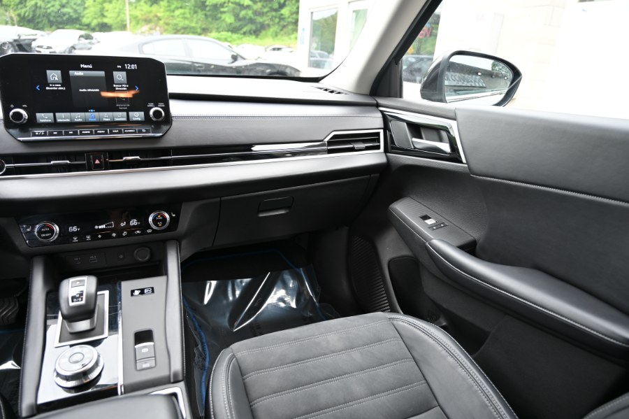 2023 Mitsubishi Outlander PHEV SE PHEV, available for sale in Waterbury, Connecticut | Highline Car Connection. Waterbury, Connecticut 2023 Mitsubishi Outlander PHEV SE PHEV, available for sale in Waterbury, Connecticut | Highline Car Connection. Waterbury, Connecticut