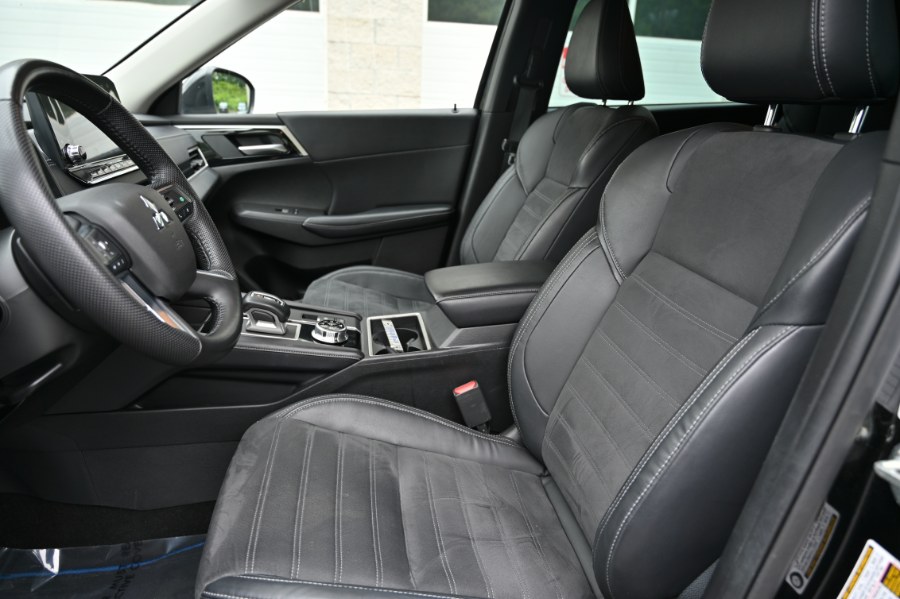 2023 Mitsubishi Outlander PHEV SE PHEV, available for sale in Waterbury, Connecticut | Highline Car Connection. Waterbury, Connecticut 2023 Mitsubishi Outlander PHEV SE PHEV, available for sale in Waterbury, Connecticut | Highline Car Connection. Waterbury, Connecticut