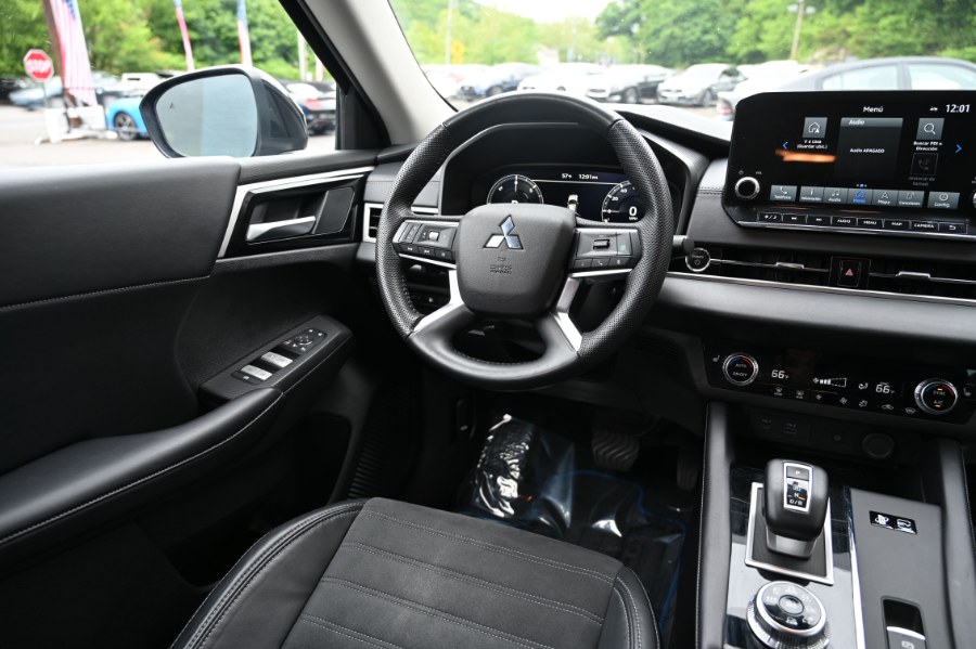 2023 Mitsubishi Outlander PHEV SE PHEV, available for sale in Waterbury, Connecticut | Highline Car Connection. Waterbury, Connecticut 2023 Mitsubishi Outlander PHEV SE PHEV, available for sale in Waterbury, Connecticut | Highline Car Connection. Waterbury, Connecticut