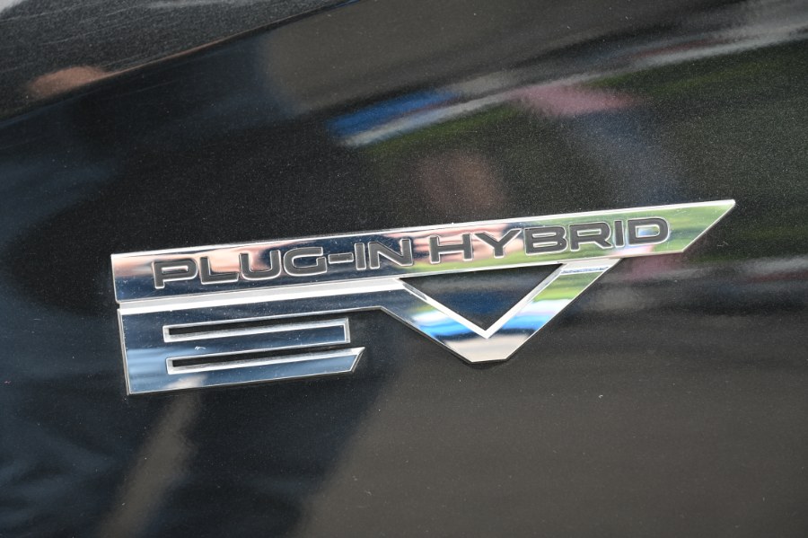 2023 Mitsubishi Outlander PHEV SE PHEV, available for sale in Waterbury, Connecticut | Highline Car Connection. Waterbury, Connecticut 2023 Mitsubishi Outlander PHEV SE PHEV, available for sale in Waterbury, Connecticut | Highline Car Connection. Waterbury, Connecticut