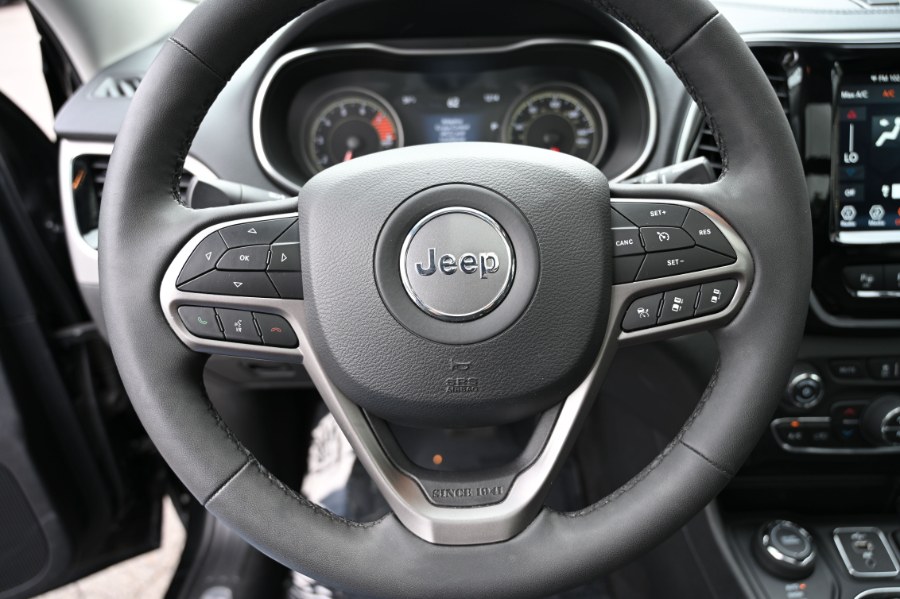 2021 Jeep Cherokee Limited 4x4, available for sale in Waterbury, Connecticut | Highline Car Connection. Waterbury, Connecticut 2021 Jeep Cherokee Limited 4x4, available for sale in Waterbury, Connecticut | Highline Car Connection. Waterbury, Connecticut