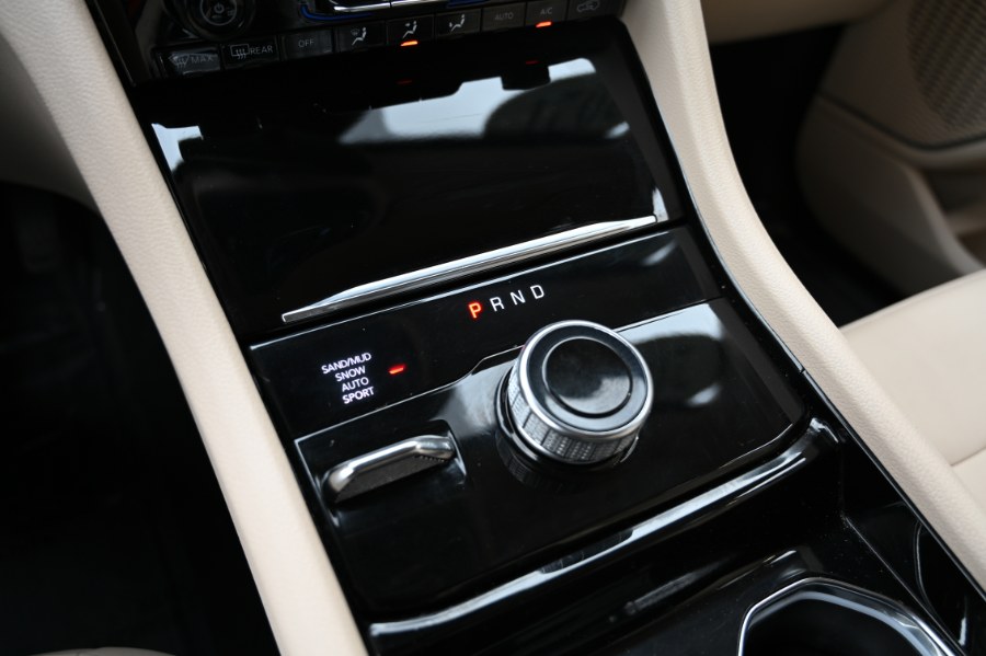 2021 Jeep Grand Cherokee L Limited 4x4, available for sale in Waterbury, Connecticut | Highline Car Connection. Waterbury, Connecticut 2021 Jeep Grand Cherokee L Limited 4x4, available for sale in Waterbury, Connecticut | Highline Car Connection. Waterbury, Connecticut