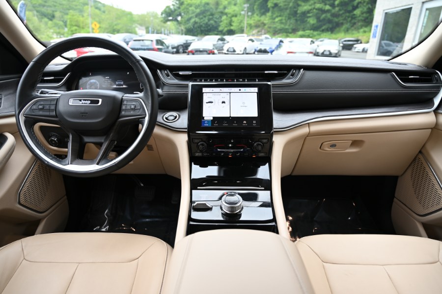 2021 Jeep Grand Cherokee L Limited 4x4, available for sale in Waterbury, Connecticut | Highline Car Connection. Waterbury, Connecticut 2021 Jeep Grand Cherokee L Limited 4x4, available for sale in Waterbury, Connecticut | Highline Car Connection. Waterbury, Connecticut