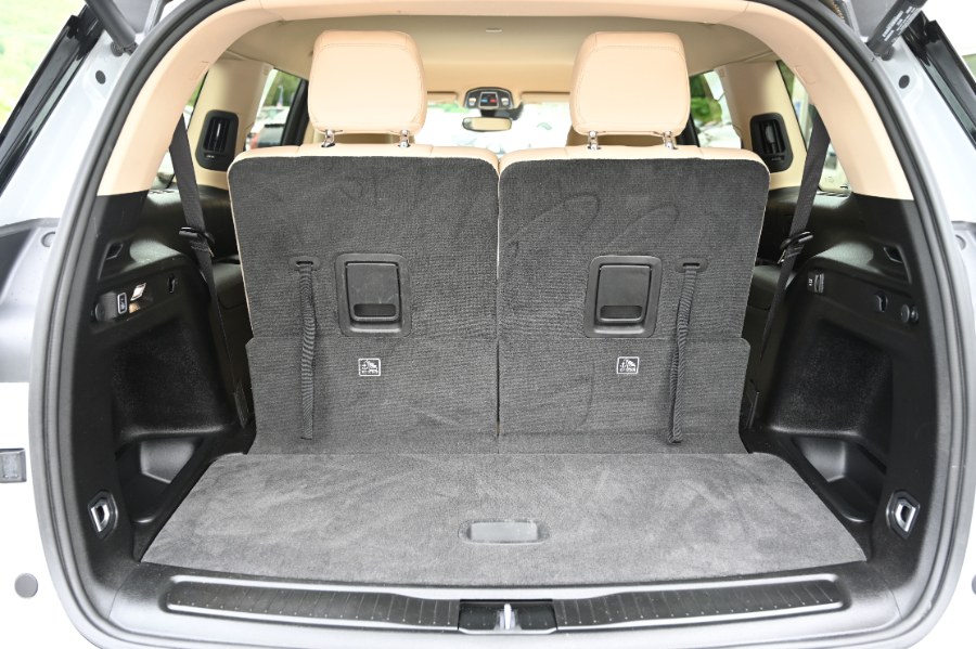 2021 Jeep Grand Cherokee L Limited 4x4, available for sale in Waterbury, Connecticut | Highline Car Connection. Waterbury, Connecticut 2021 Jeep Grand Cherokee L Limited 4x4, available for sale in Waterbury, Connecticut | Highline Car Connection. Waterbury, Connecticut