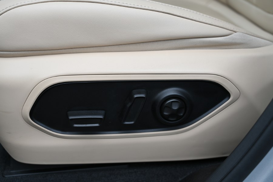 2021 Jeep Grand Cherokee L Limited 4x4, available for sale in Waterbury, Connecticut | Highline Car Connection. Waterbury, Connecticut 2021 Jeep Grand Cherokee L Limited 4x4, available for sale in Waterbury, Connecticut | Highline Car Connection. Waterbury, Connecticut