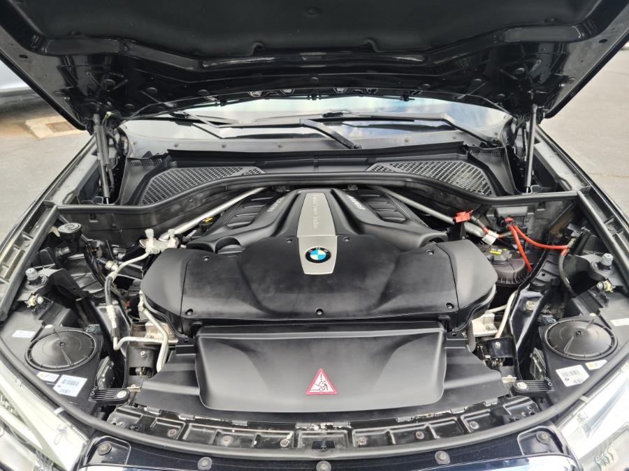 2017 BMW X5 xDrive50i Sports Activity Vehicle, available for sale in Milford, Connecticut | Chip's Auto Sales Inc. Milford, Connecticut 2017 BMW X5 xDrive50i Sports Activity Vehicle, available for sale in Milford, Connecticut | Chip's Auto Sales Inc. Milford, Connecticut