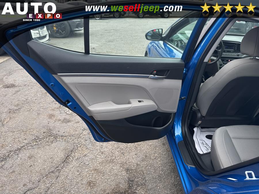 2017 Hyundai Elantra SE 2.0L Auto (Ulsan) *Ltd Avail*, available for sale in Huntington, New York | Auto Expo. Huntington, New York 2017 Hyundai Elantra SE 2.0L Auto (Ulsan) *Ltd Avail*, available for sale in Huntington, New York | Auto Expo. Huntington, New York