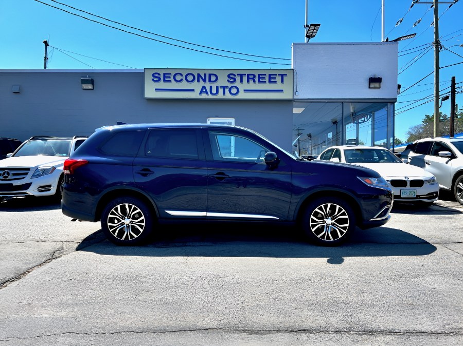 Used 2017 Mitsubishi Outlander in Manchester, New Hampshire | Second Street Auto Sales Inc. Manchester, New Hampshire