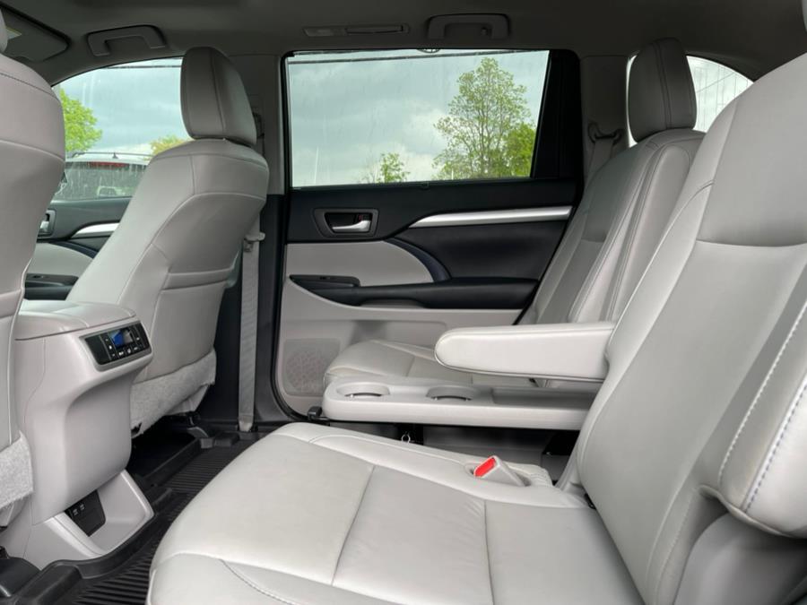 2017 Toyota Highlander XLE V6 AWD (Natl), available for sale in Merrimack, New Hampshire | Merrimack Autosport. Merrimack, New Hampshire 2017 Toyota Highlander XLE V6 AWD (Natl), available for sale in Merrimack, New Hampshire | Merrimack Autosport. Merrimack, New Hampshire