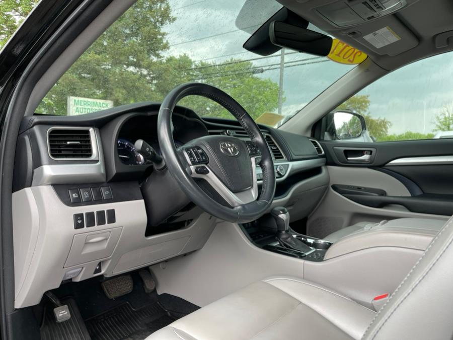 2017 Toyota Highlander XLE V6 AWD (Natl), available for sale in Merrimack, New Hampshire | Merrimack Autosport. Merrimack, New Hampshire 2017 Toyota Highlander XLE V6 AWD (Natl), available for sale in Merrimack, New Hampshire | Merrimack Autosport. Merrimack, New Hampshire