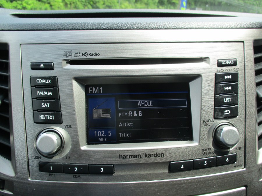 2014 Subaru Outback 4dr Wgn H4 Auto 2.5i Limited, available for sale in Meriden, Connecticut | Cos Central Auto. Meriden, Connecticut 2014 Subaru Outback 4dr Wgn H4 Auto 2.5i Limited, available for sale in Meriden, Connecticut | Cos Central Auto. Meriden, Connecticut