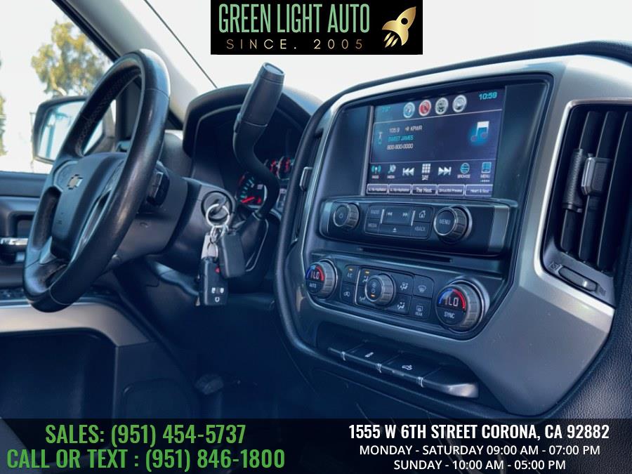2017 Chevrolet Silverado 1500 2WD Crew Cab 153.0" LT w/1LT, available for sale in Corona, California | Green Light Auto. Corona, California 2017 Chevrolet Silverado 1500 2WD Crew Cab 153.0" LT w/1LT, available for sale in Corona, California | Green Light Auto. Corona, California