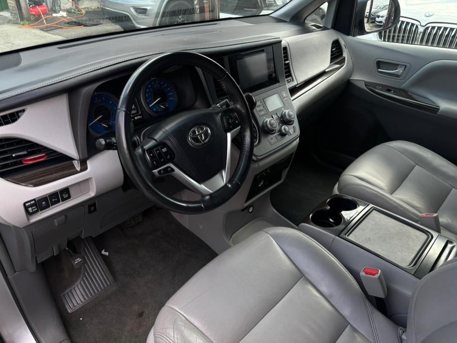 2017 Toyota Sienna XLE Premium FWD 8-Passenger (Natl), available for sale in Brooklyn, New York | Carsbuck Inc.. Brooklyn, New York 2017 Toyota Sienna XLE Premium FWD 8-Passenger (Natl), available for sale in Brooklyn, New York | Carsbuck Inc.. Brooklyn, New York