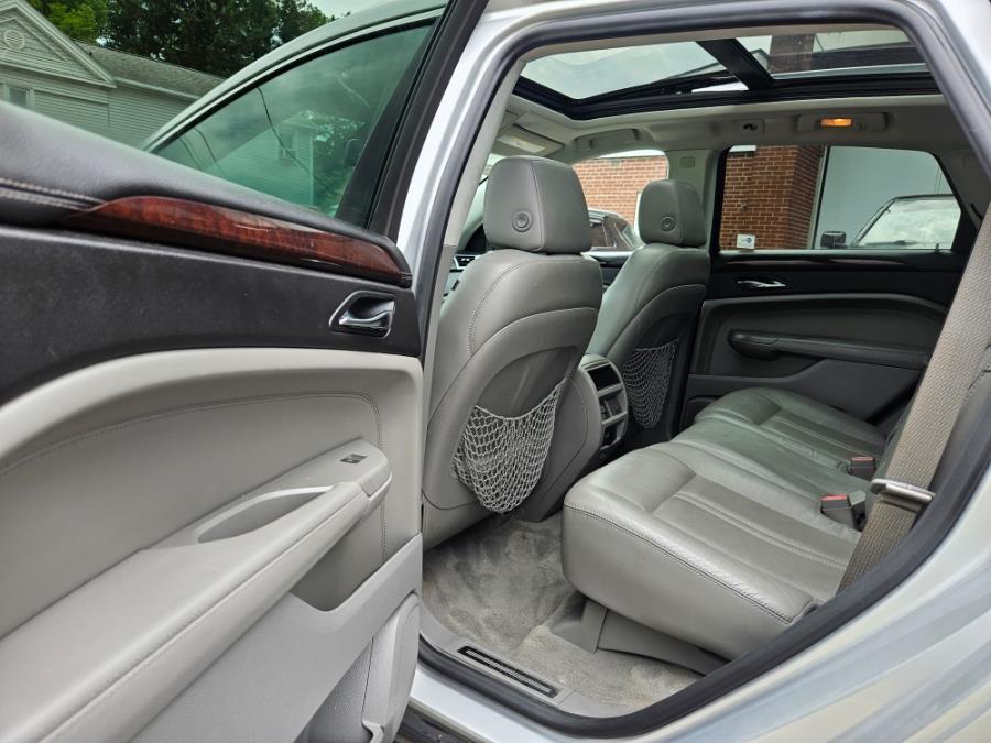 2011 Cadillac SRX FWD 4dr Luxury Collection, available for sale in East Windsor, Connecticut | Toro Auto. East Windsor, Connecticut 2011 Cadillac SRX FWD 4dr Luxury Collection, available for sale in East Windsor, Connecticut | Toro Auto. East Windsor, Connecticut
