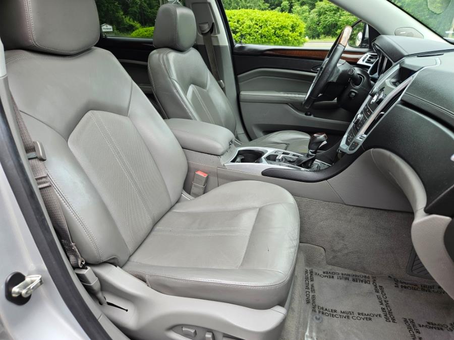 2011 Cadillac SRX FWD 4dr Luxury Collection, available for sale in East Windsor, Connecticut | Toro Auto. East Windsor, Connecticut 2011 Cadillac SRX FWD 4dr Luxury Collection, available for sale in East Windsor, Connecticut | Toro Auto. East Windsor, Connecticut