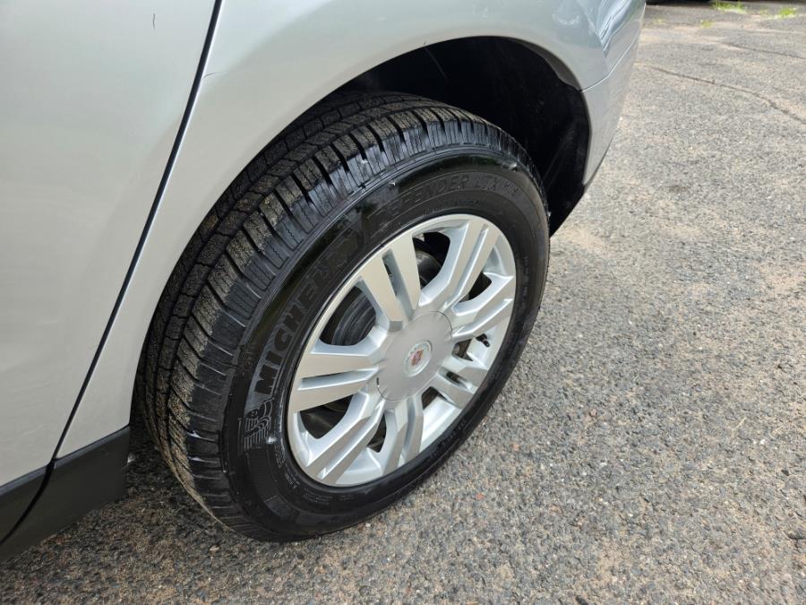 2011 Cadillac SRX FWD 4dr Luxury Collection, available for sale in East Windsor, Connecticut | Toro Auto. East Windsor, Connecticut 2011 Cadillac SRX FWD 4dr Luxury Collection, available for sale in East Windsor, Connecticut | Toro Auto. East Windsor, Connecticut