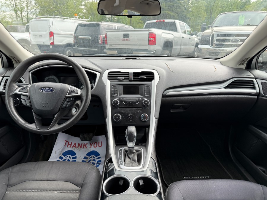 2014 Ford Fusion 4dr Sdn SE FWD, available for sale in Ortonville, Michigan | Marsh Auto Sales LLC. Ortonville, Michigan 2014 Ford Fusion 4dr Sdn SE FWD, available for sale in Ortonville, Michigan | Marsh Auto Sales LLC. Ortonville, Michigan