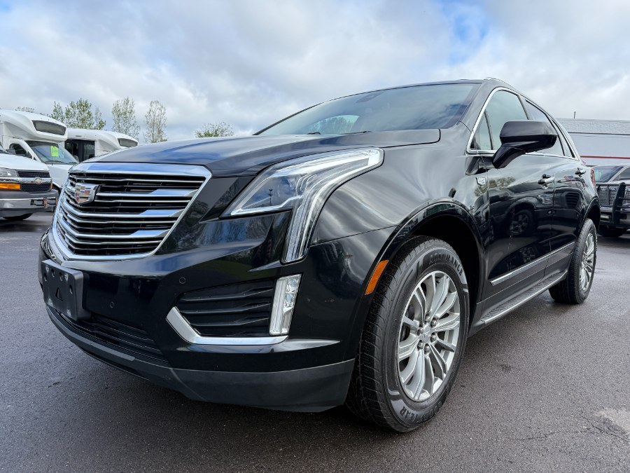 Used 2017 Cadillac XT5 in Ortonville, Michigan | Marsh Auto Sales LLC. Ortonville, Michigan
