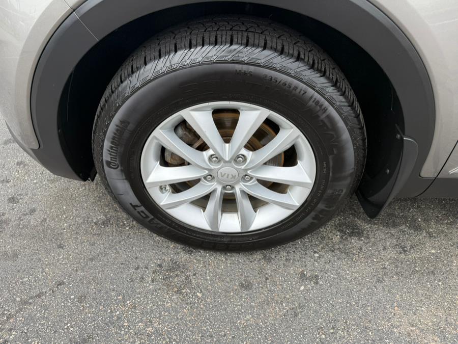 2018 Kia Sorento LX AWD, available for sale in East Windsor, Connecticut | Century Auto And Truck. East Windsor, Connecticut 2018 Kia Sorento LX AWD, available for sale in East Windsor, Connecticut | Century Auto And Truck. East Windsor, Connecticut