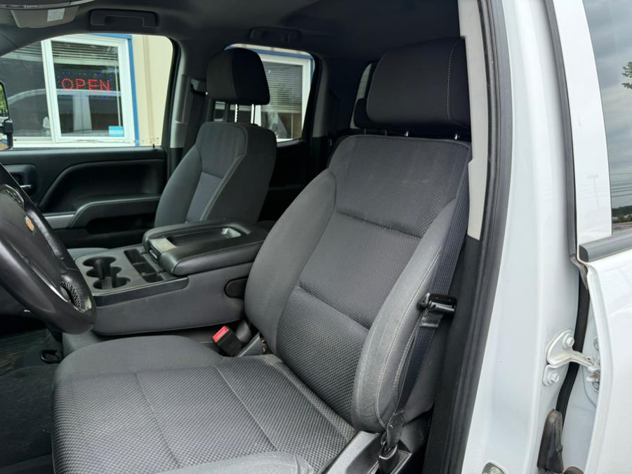 2019 Chevrolet Silverado 2500HD 4WD Double Cab 144.2" LT, available for sale in East Windsor, Connecticut | Century Auto And Truck. East Windsor, Connecticut 2019 Chevrolet Silverado 2500HD 4WD Double Cab 144.2" LT, available for sale in East Windsor, Connecticut | Century Auto And Truck. East Windsor, Connecticut