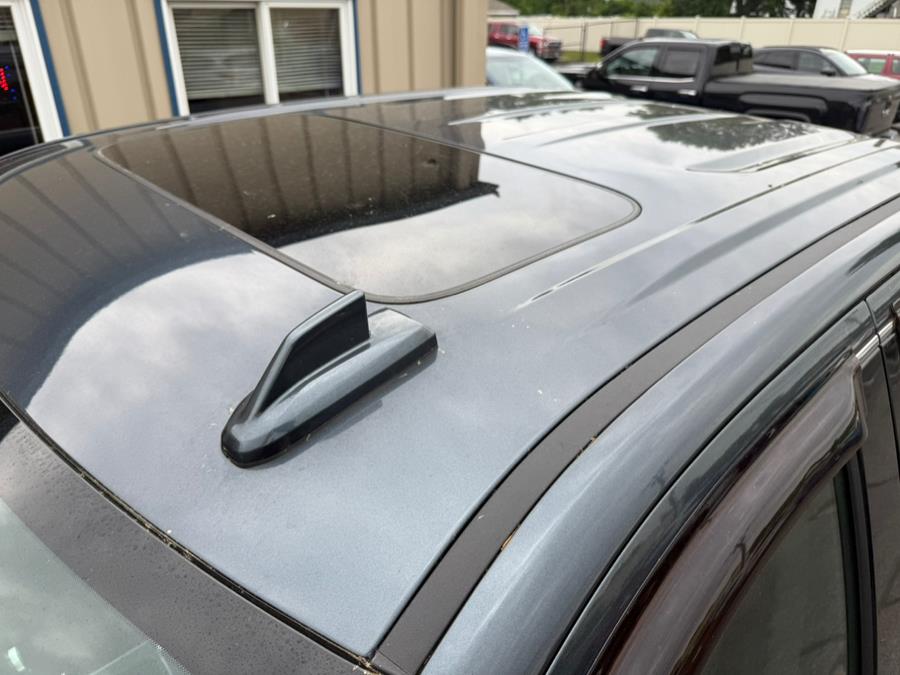 2019 GMC Sierra 1500 4WD Crew Cab 147" SLT, available for sale in East Windsor, Connecticut | Century Auto And Truck. East Windsor, Connecticut 2019 GMC Sierra 1500 4WD Crew Cab 147" SLT, available for sale in East Windsor, Connecticut | Century Auto And Truck. East Windsor, Connecticut