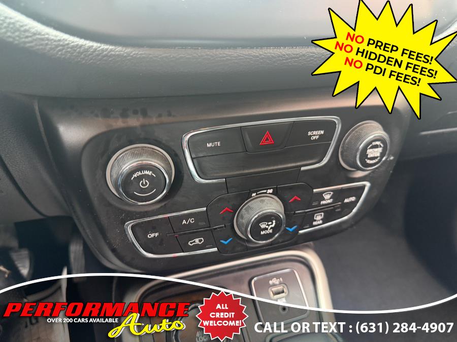 2021 Jeep Compass Latitude 4x4, available for sale in Bohemia, New York | Performance Auto Inc. Bohemia, New York 2021 Jeep Compass Latitude 4x4, available for sale in Bohemia, New York | Performance Auto Inc. Bohemia, New York