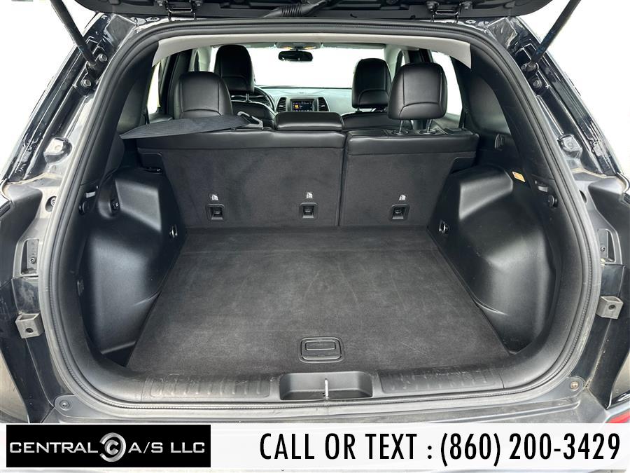 2019 Jeep Cherokee Latitude Plus 4x4, available for sale in East Windsor, Connecticut | Central A/S LLC. East Windsor, Connecticut 2019 Jeep Cherokee Latitude Plus 4x4, available for sale in East Windsor, Connecticut | Central A/S LLC. East Windsor, Connecticut