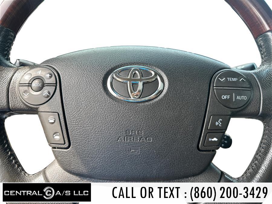 2011 Toyota Sequoia 4WD LV8 6-Spd AT Platinum (Natl), available for sale in East Windsor, Connecticut | Central A/S LLC. East Windsor, Connecticut 2011 Toyota Sequoia 4WD LV8 6-Spd AT Platinum (Natl), available for sale in East Windsor, Connecticut | Central A/S LLC. East Windsor, Connecticut