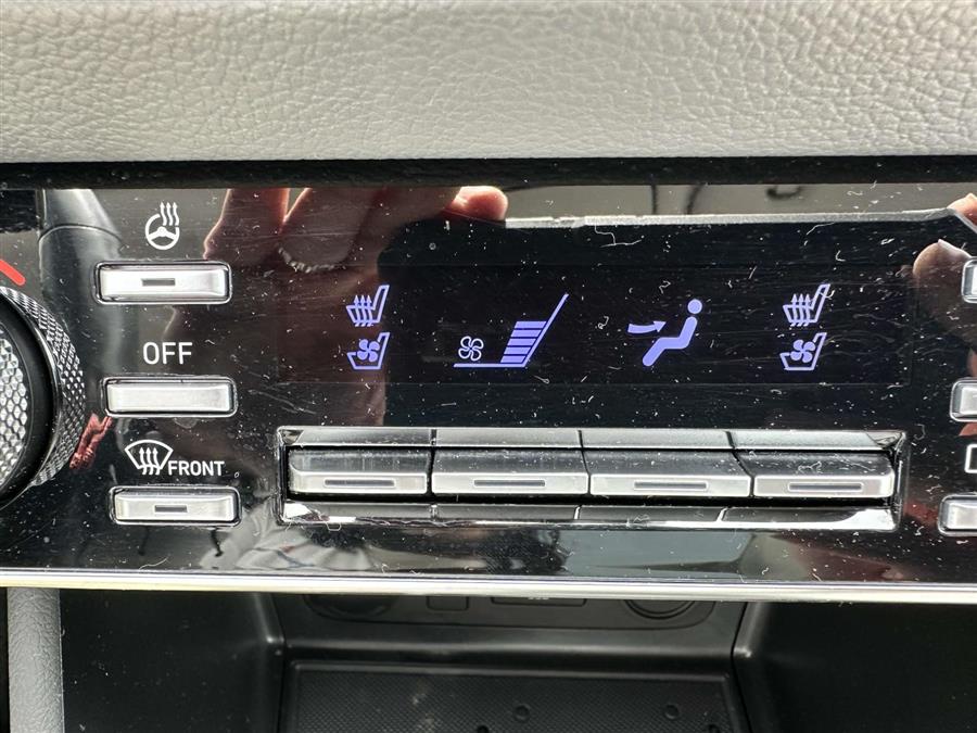 2022 Hyundai Sonata Limited, available for sale in Patchogue, New York | Baron Supercenter. Patchogue, New York 2022 Hyundai Sonata Limited, available for sale in Patchogue, New York | Baron Supercenter. Patchogue, New York