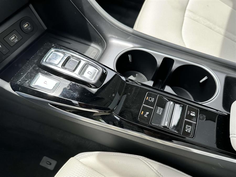 2022 Hyundai Sonata Limited, available for sale in Patchogue, New York | Baron Supercenter. Patchogue, New York 2022 Hyundai Sonata Limited, available for sale in Patchogue, New York | Baron Supercenter. Patchogue, New York