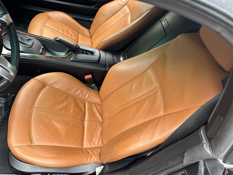 2008 BMW Z4 2dr Roadster 3.0si, available for sale in Canton, Connecticut | Lava Motors. Canton, Connecticut 2008 BMW Z4 2dr Roadster 3.0si, available for sale in Canton, Connecticut | Lava Motors. Canton, Connecticut