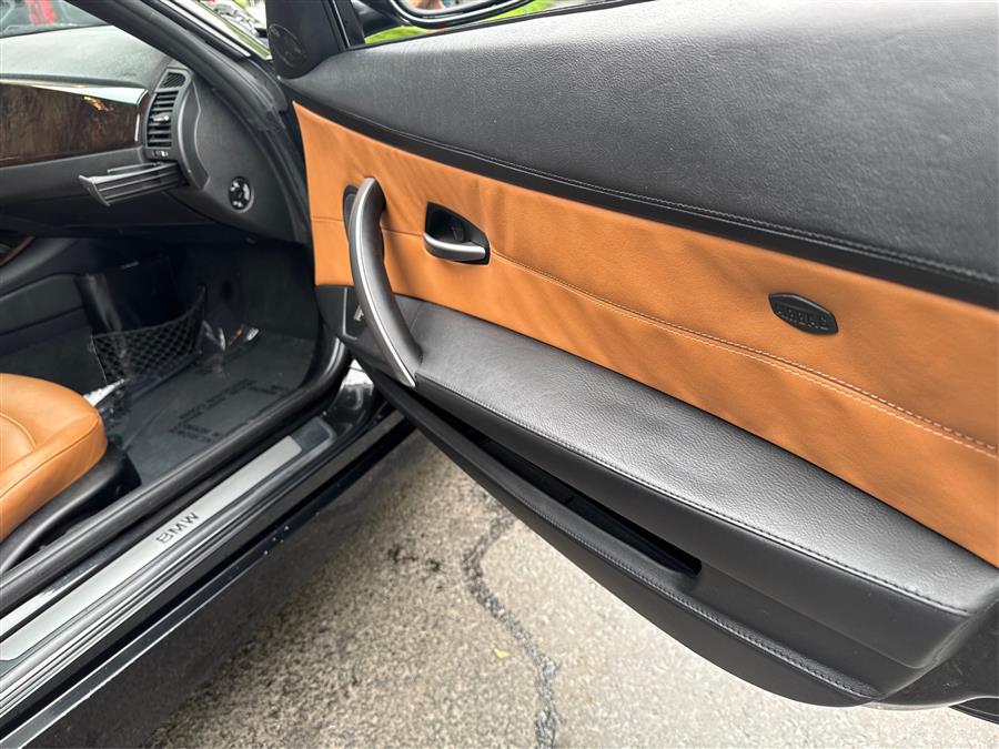 2008 BMW Z4 2dr Roadster 3.0si, available for sale in Canton, Connecticut | Lava Motors. Canton, Connecticut 2008 BMW Z4 2dr Roadster 3.0si, available for sale in Canton, Connecticut | Lava Motors. Canton, Connecticut
