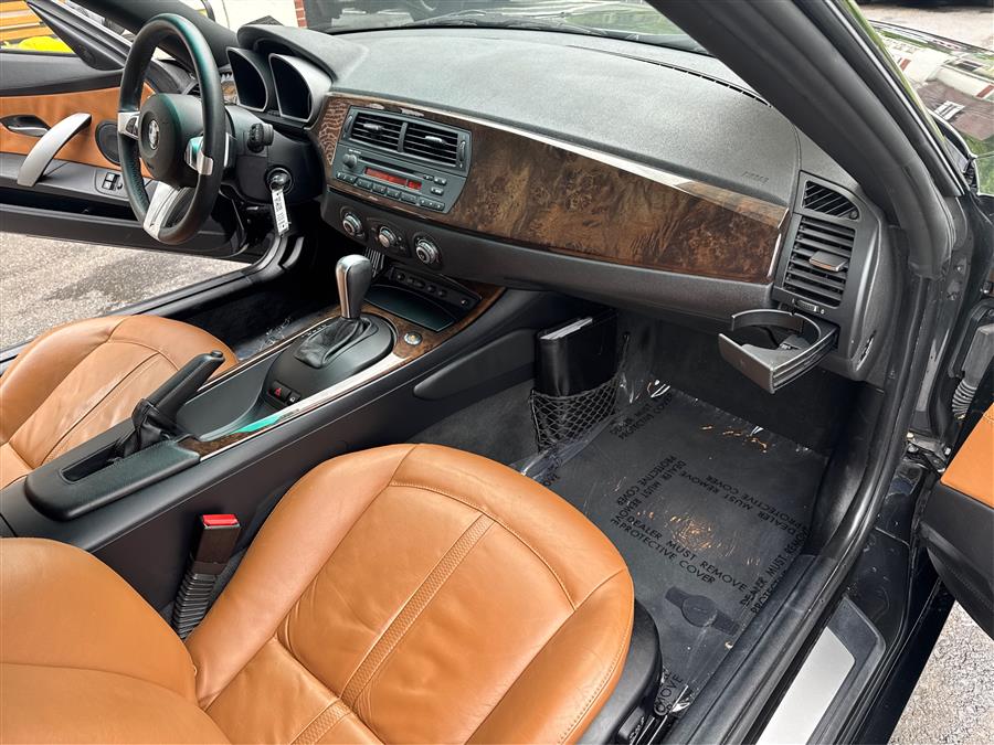 2008 BMW Z4 2dr Roadster 3.0si, available for sale in Canton, Connecticut | Lava Motors. Canton, Connecticut 2008 BMW Z4 2dr Roadster 3.0si, available for sale in Canton, Connecticut | Lava Motors. Canton, Connecticut