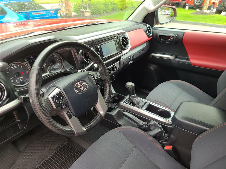 2016 Toyota Tacoma 4WD Access Cab V6 AT SR5 (Natl), available for sale in Canton, Connecticut | Lava Motors. Canton, Connecticut 2016 Toyota Tacoma 4WD Access Cab V6 AT SR5 (Natl), available for sale in Canton, Connecticut | Lava Motors. Canton, Connecticut
