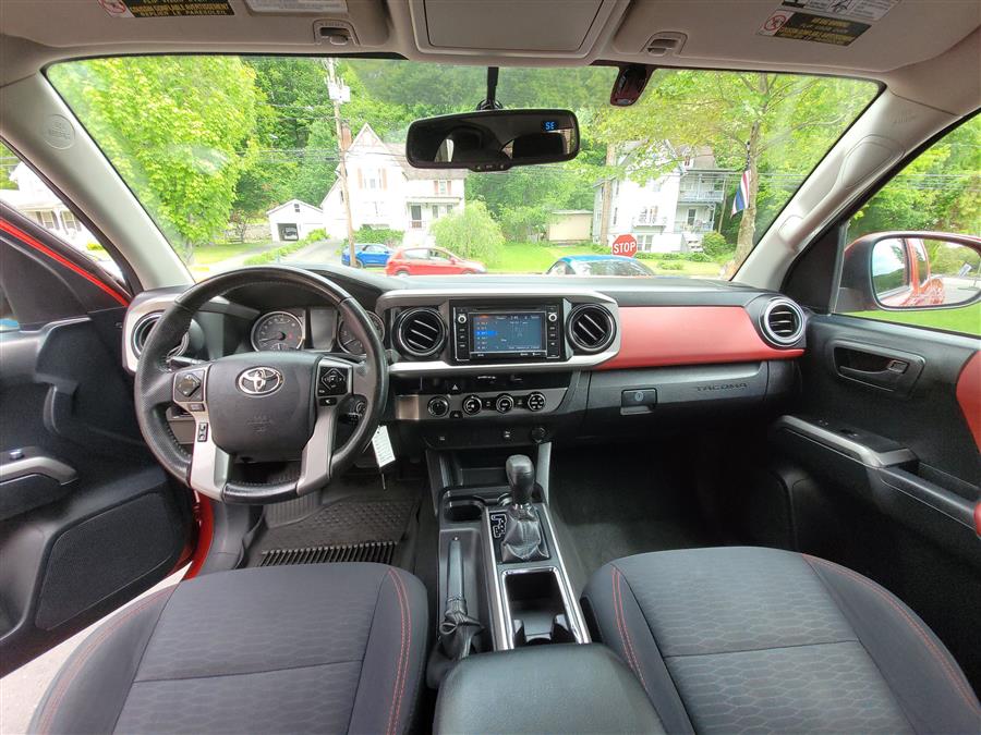 2016 Toyota Tacoma 4WD Access Cab V6 AT SR5 (Natl), available for sale in Canton, Connecticut | Lava Motors. Canton, Connecticut 2016 Toyota Tacoma 4WD Access Cab V6 AT SR5 (Natl), available for sale in Canton, Connecticut | Lava Motors. Canton, Connecticut