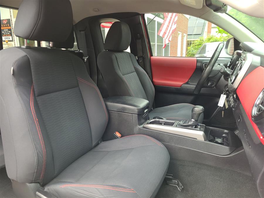 2016 Toyota Tacoma 4WD Access Cab V6 AT SR5 (Natl), available for sale in Canton, Connecticut | Lava Motors. Canton, Connecticut 2016 Toyota Tacoma 4WD Access Cab V6 AT SR5 (Natl), available for sale in Canton, Connecticut | Lava Motors. Canton, Connecticut