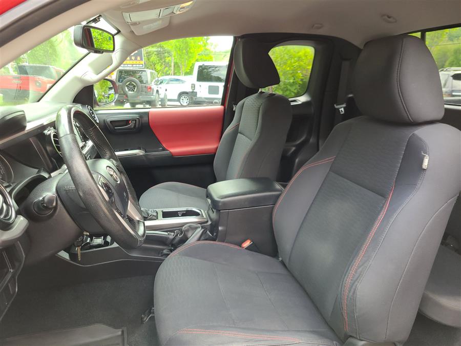 2016 Toyota Tacoma 4WD Access Cab V6 AT SR5 (Natl), available for sale in Canton, Connecticut | Lava Motors. Canton, Connecticut 2016 Toyota Tacoma 4WD Access Cab V6 AT SR5 (Natl), available for sale in Canton, Connecticut | Lava Motors. Canton, Connecticut