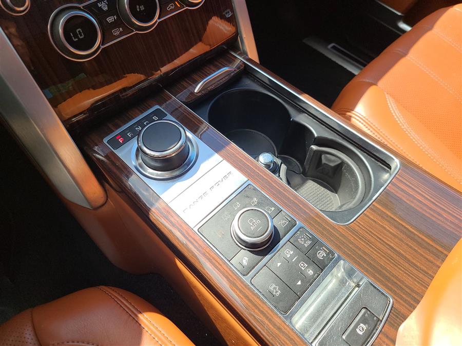 2014 Land Rover Range Rover 4WD 4dr Supercharged Autobiography, available for sale in Canton, Connecticut | Lava Motors. Canton, Connecticut 2014 Land Rover Range Rover 4WD 4dr Supercharged Autobiography, available for sale in Canton, Connecticut | Lava Motors. Canton, Connecticut
