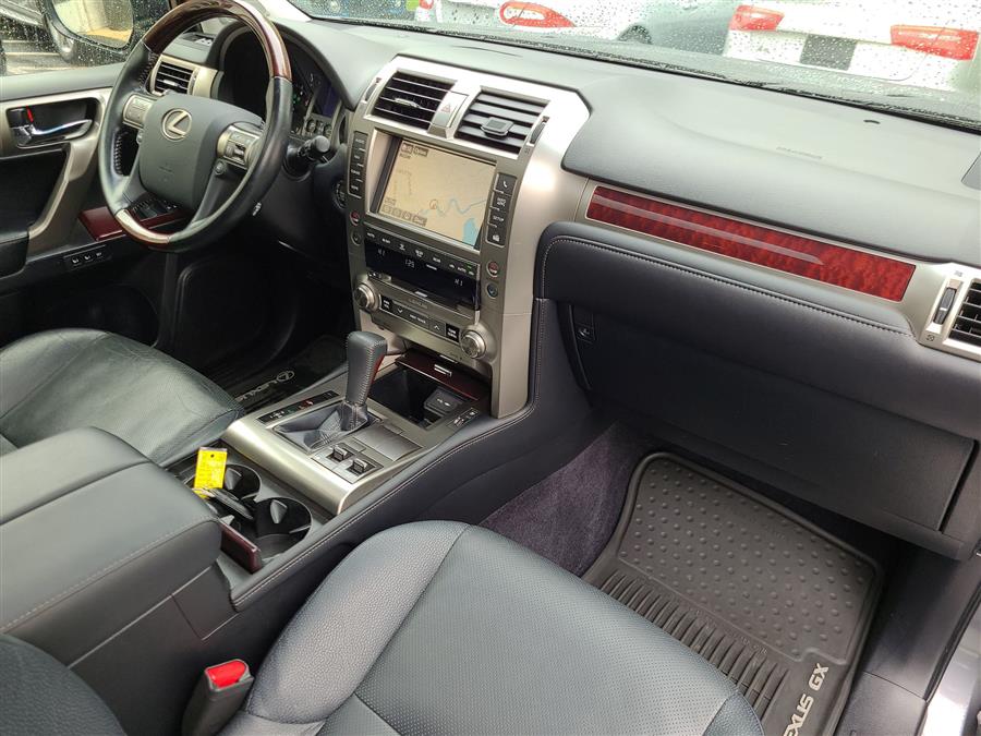 2016 Lexus GX 460 4WD 4dr, available for sale in Canton, Connecticut | Lava Motors. Canton, Connecticut 2016 Lexus GX 460 4WD 4dr, available for sale in Canton, Connecticut | Lava Motors. Canton, Connecticut