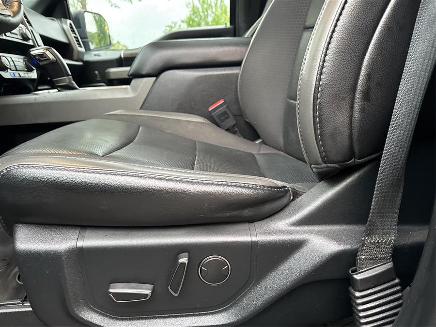 2019 Ford F-150 Raptor 4WD SuperCrew 5.5'' Box, available for sale in Canton, Connecticut | Lava Motors. Canton, Connecticut 2019 Ford F-150 Raptor 4WD SuperCrew 5.5'' Box, available for sale in Canton, Connecticut | Lava Motors. Canton, Connecticut