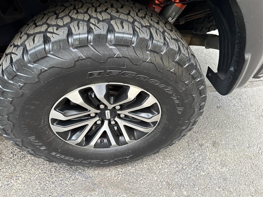 2019 Ford F-150 Raptor 4WD SuperCrew 5.5'' Box, available for sale in Canton, Connecticut | Lava Motors. Canton, Connecticut 2019 Ford F-150 Raptor 4WD SuperCrew 5.5'' Box, available for sale in Canton, Connecticut | Lava Motors. Canton, Connecticut