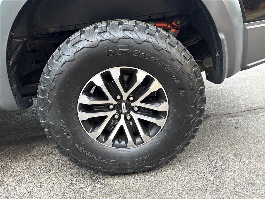 2019 Ford F-150 Raptor 4WD SuperCrew 5.5'' Box, available for sale in Canton, Connecticut | Lava Motors. Canton, Connecticut 2019 Ford F-150 Raptor 4WD SuperCrew 5.5'' Box, available for sale in Canton, Connecticut | Lava Motors. Canton, Connecticut