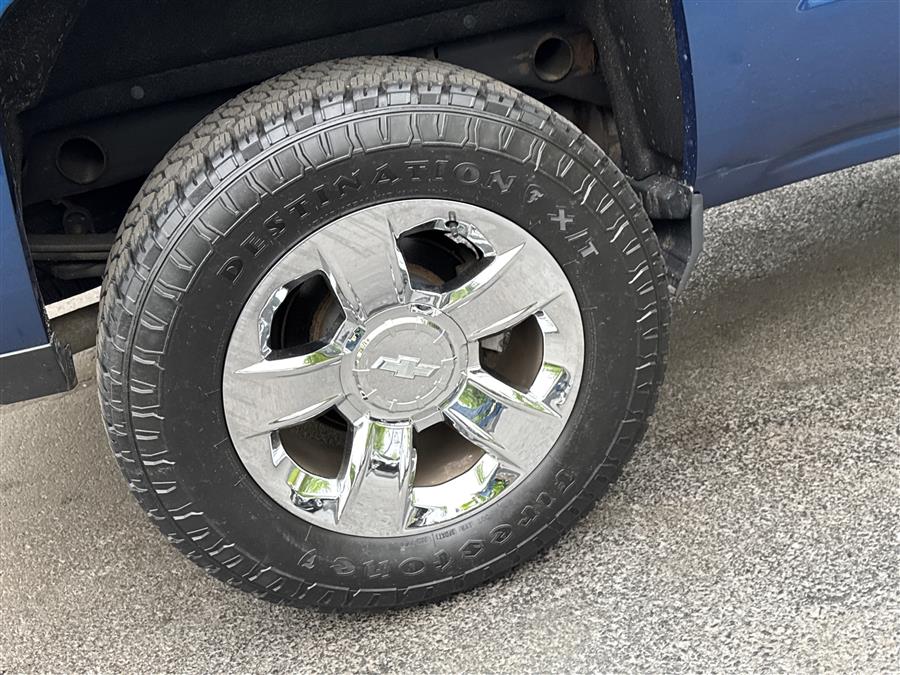 2017 Chevrolet Silverado 1500 4WD Double Cab 143.5" LTZ w/2LZ, available for sale in Canton, Connecticut | Lava Motors. Canton, Connecticut 2017 Chevrolet Silverado 1500 4WD Double Cab 143.5" LTZ w/2LZ, available for sale in Canton, Connecticut | Lava Motors. Canton, Connecticut