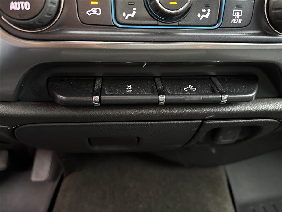 2017 Chevrolet Silverado 1500 4WD Double Cab 143.5" LTZ w/2LZ, available for sale in Canton, Connecticut | Lava Motors. Canton, Connecticut 2017 Chevrolet Silverado 1500 4WD Double Cab 143.5" LTZ w/2LZ, available for sale in Canton, Connecticut | Lava Motors. Canton, Connecticut