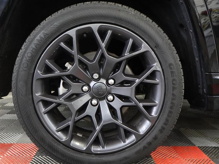 2023 Jeep Grand Cherokee L SUMMIT, available for sale in Paterson, New Jersey | Fast Track Motors. Paterson, New Jersey 2023 Jeep Grand Cherokee L SUMMIT, available for sale in Paterson, New Jersey | Fast Track Motors. Paterson, New Jersey