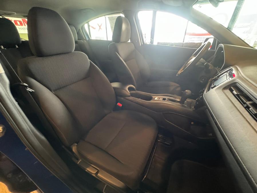 2018 Honda HR-V LX AWD CVT, available for sale in West Hartford, Connecticut | AutoMax. West Hartford, Connecticut 2018 Honda HR-V LX AWD CVT, available for sale in West Hartford, Connecticut | AutoMax. West Hartford, Connecticut