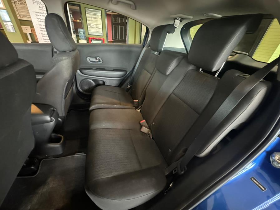 2018 Honda HR-V LX AWD CVT, available for sale in West Hartford, Connecticut | AutoMax. West Hartford, Connecticut 2018 Honda HR-V LX AWD CVT, available for sale in West Hartford, Connecticut | AutoMax. West Hartford, Connecticut