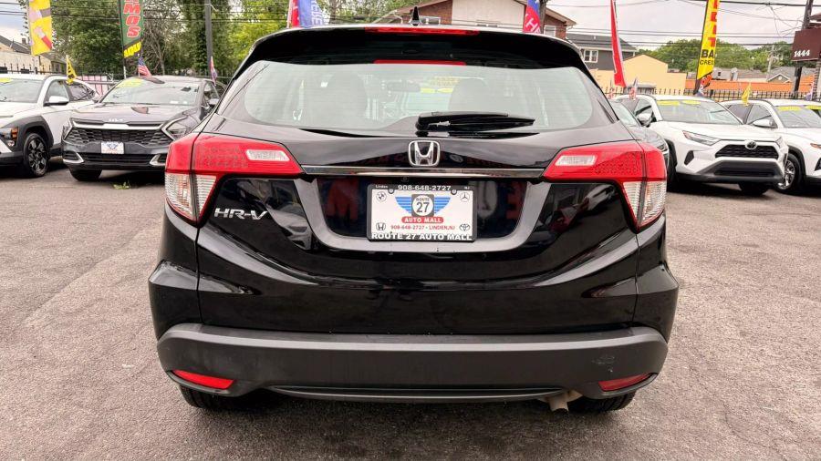 2022 Honda Hr-v LX Sport Utility 4D, available for sale in Linden, New Jersey | Route 27 Auto Mall. Linden, New Jersey 2022 Honda Hr-v LX Sport Utility 4D, available for sale in Linden, New Jersey | Route 27 Auto Mall. Linden, New Jersey